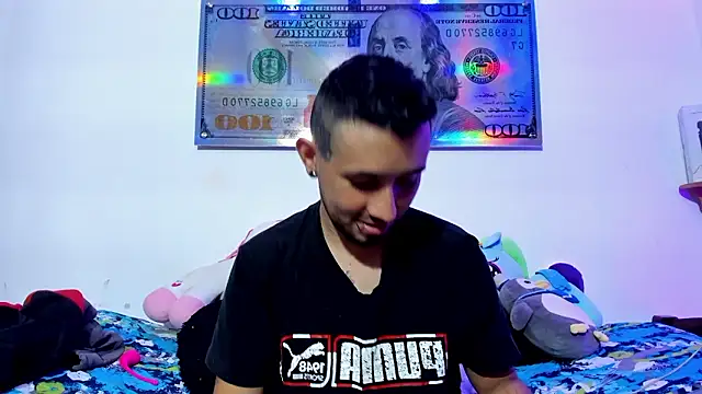 Bad Couple 1 online show from December 6, 2:13 am