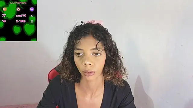 ElisaBoyer online show from March 12, 10:32 am