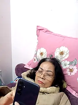 Snapshot of Hotestlove chatting on February 26, 4:14 am Hotestlove online show from February 26, 4:14 am