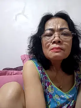 Snapshot of Hotestlove chatting on March 2, 6:27 am Hotestlove online show from March 2, 6:27 am