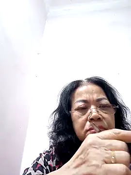 Snapshot of Hotestlove chatting on March 18, 9:31 am Hotestlove online show from March 18, 9:31 am