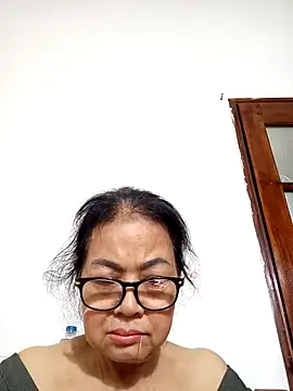 Hotestlove online show from February 17, 2:02 pm