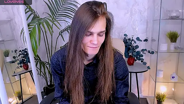 Snapshot of Will_Will_ chatting on February 1, 10:52 pm Will Will online show from February 1, 10:52 pm