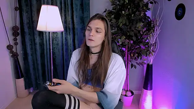 Snapshot of Will_Will_ chatting on February 8, 11:19 pm Will Will online show from February 8, 11:19 pm