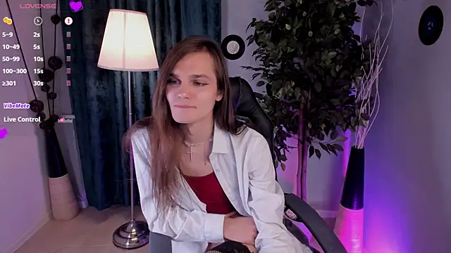 Snapshot of Will_Will_ chatting on February 13, 9:55 pm Will Will online show from February 13, 9:55 pm