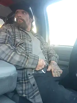 Crackkers online show from December 2, 4:09 pm