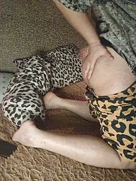 Foxyshaved online show from November 26, 3:51 am