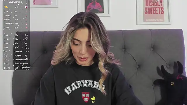 Snapshot of IsadoraGalle_ chatting on February 13, 4:03 pm IsadoraGalle online show from February 13, 4:03 pm