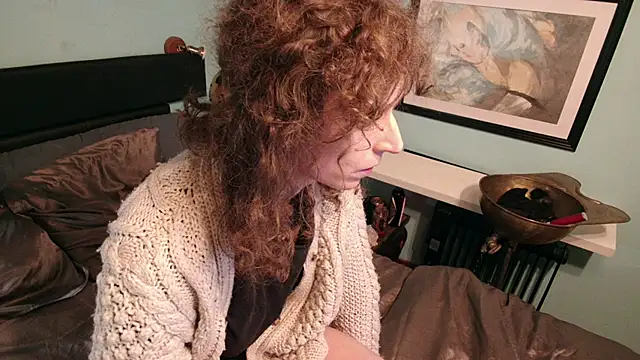 Prxscillia Tx online show from March 11, 7:42 pm