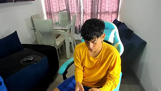 Snapshot of Franco_Rizzo_ chatting on February 19, 8:20 pm Franco Rizzo online show from February 19, 8:20 pm