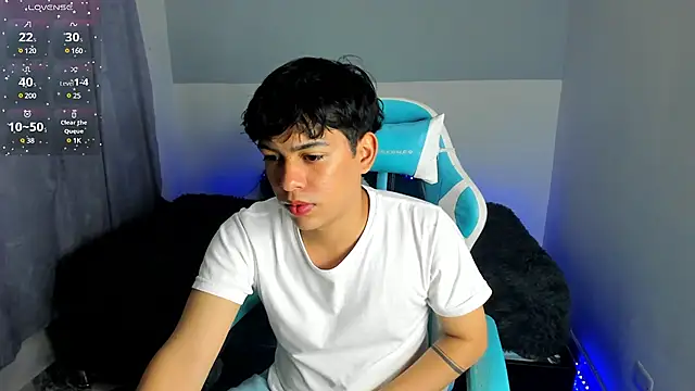 Snapshot of Franco_Rizzo_ chatting on March 7, 9:27 pm Franco Rizzo online show from March 7, 9:27 pm