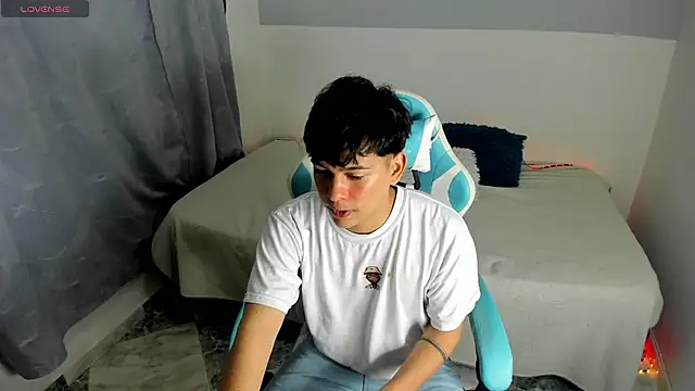 Snapshot of Franco_Rizzo_ chatting on March 16, 7:06 pm Franco Rizzo online show from March 16, 7:06 pm