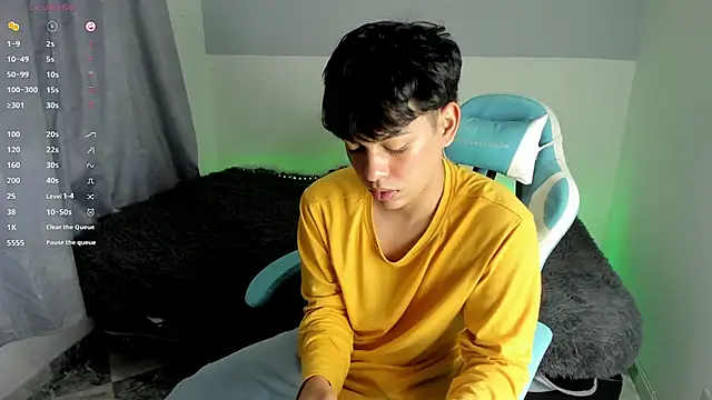 Snapshot of Franco_Rizzo_ chatting on March 22, 8:26 pm Franco Rizzo online show from March 22, 8:26 pm