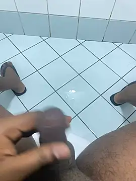 SLhotman online show from March 21, 8:08 pm