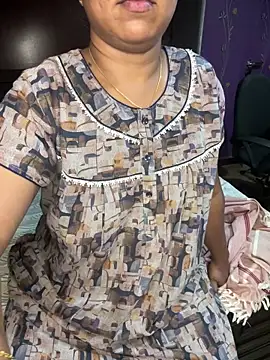 Snapshot of kannadatelugugirl chatting on April 9, 12:54 pm kannadatelugugirl online show from April 9, 12:54 pm