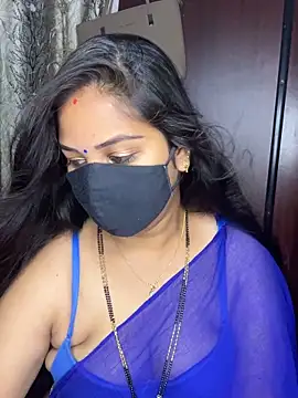 Snapshot of kannadatelugugirl chatting on April 30, 12:39 am kannadatelugugirl online show from April 30, 12:39 am