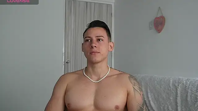 Muscle King Cum online show from May 25, 1:50 pm