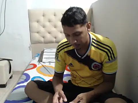 Snapshot of KIARAMARSHALLWELLZ chatting on September 11, 10:43 pm KIARAMARSHALLWELLZ online show from September 11, 10:43 pm