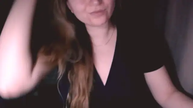 Snapshot of fiona_cute_2 chatting on February 1, 7:56 pm fiona cute 2 online show from February 1, 7:56 pm