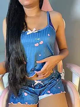 Snapshot of sneha_babe chatting on July 4, 11:44 pm sneha babe online show from July 4, 11:44 pm