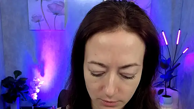 kimberlyray777 online show from February 3, 6:45 am