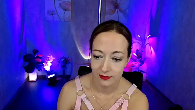 kimberlyray777 online show from March 15, 1:18 pm