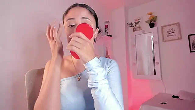  Caroliinee  online show from October 2, 6:37 pm