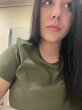 DaisyStreet online show from April 8, 8:25 am