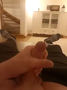 victortt online show from December 18, 7:20 pm