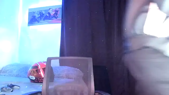 Dominic Biker   online show from December 29, 4:38 am