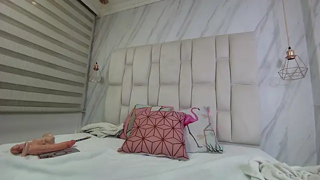 Hannagarces online show from February 3, 11:42 am