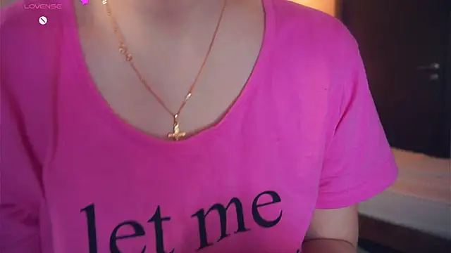 Snapshot of BanemAcard chatting on February 1, 6:54 am BanemAcard online show from February 1, 6:54 am