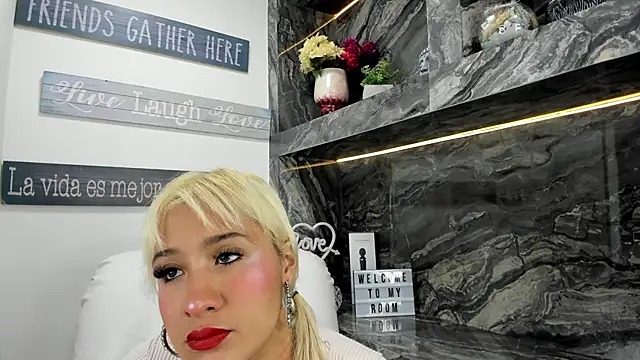 miss danika online show from February 7, 11:01 am