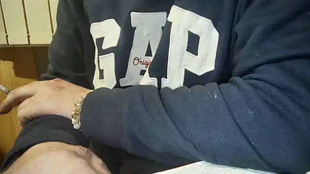 DjiniCD online show from February 6, 4:54 pm