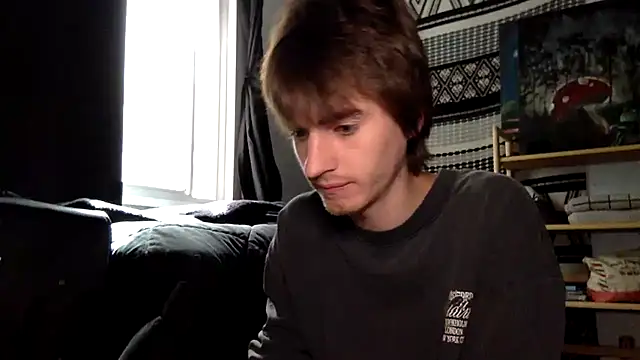 spicylaboi online show from April 12, 5:07 pm