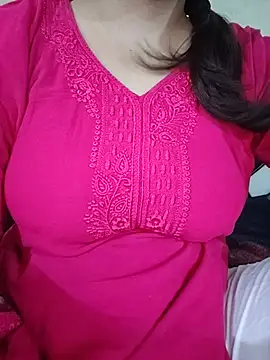 Snapshot of jenny4you chatting on June 9, 3:18 am jenny4you online show from June 9, 3:18 am
