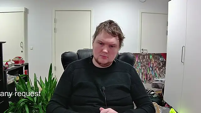 Snapshot of kresser1995DK21 chatting on February 2, 3:07 pm kresser1995DK21 online show from February 2, 3:07 pm