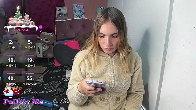 Tiffany bunny2023 online show from December 18, 2:39 am