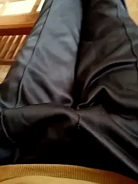 Alonesexyboy1 online show from February 4, 6:36 am