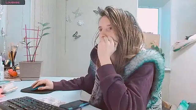 Snapshot of RosaJil chatting on January 13, 2:21 pm RosaJil online show from January 13, 2:21 pm