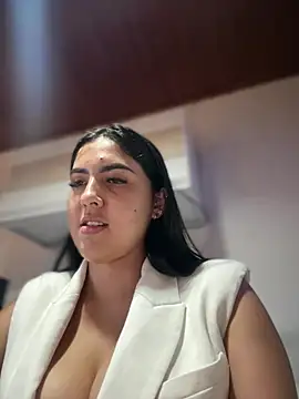 MarianaBenz online show from January 17, 11:52 pm