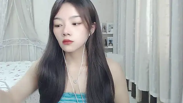 Snapshot of Jenny-Z chatting on May 21, 1:56 am Jenny-Z online show from May 21, 1:56 am