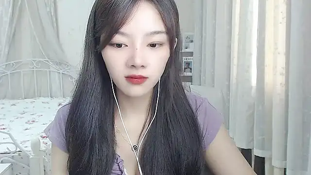 Snapshot of Jenny-Z chatting on May 26, 1:45 am Jenny-Z online show from May 26, 1:45 am