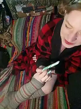 Snapshot of shadow199393 chatting on December 13, 7:32 pm shadow199393 online show from December 13, 7:32 pm