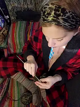 Snapshot of shadow199393 chatting on December 19, 8:55 pm shadow199393 online show from December 19, 8:55 pm