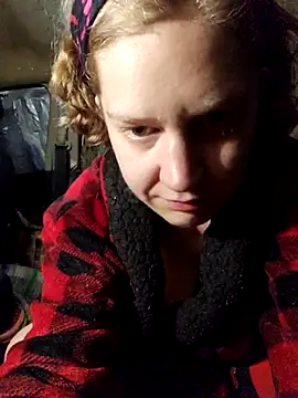 Snapshot of shadow199393 chatting on February 27, 2:42 am shadow199393 online show from February 27, 2:42 am