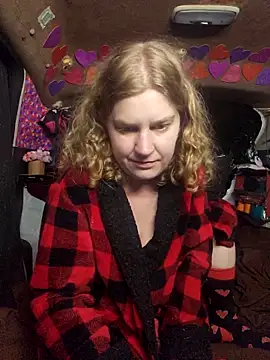 Snapshot of shadow199393 chatting on February 4, 2:39 am shadow199393 online show from February 4, 2:39 am