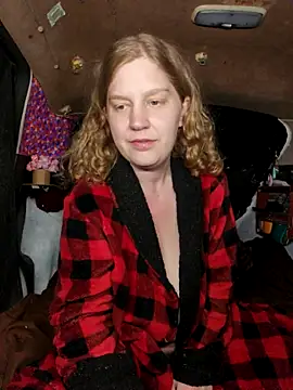 Snapshot of shadow199393 chatting on February 18, 4:52 am shadow199393 online show from February 18, 4:52 am