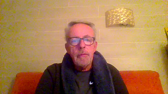 tuggy59 online show from January 18, 4:49 am