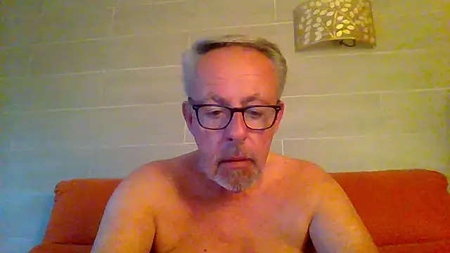 tuggy59 online show from May 26, 5:03 am